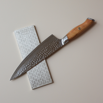 De Gids voor het Slijpen van Keukenmessen met een Diamanten Slijpsteen