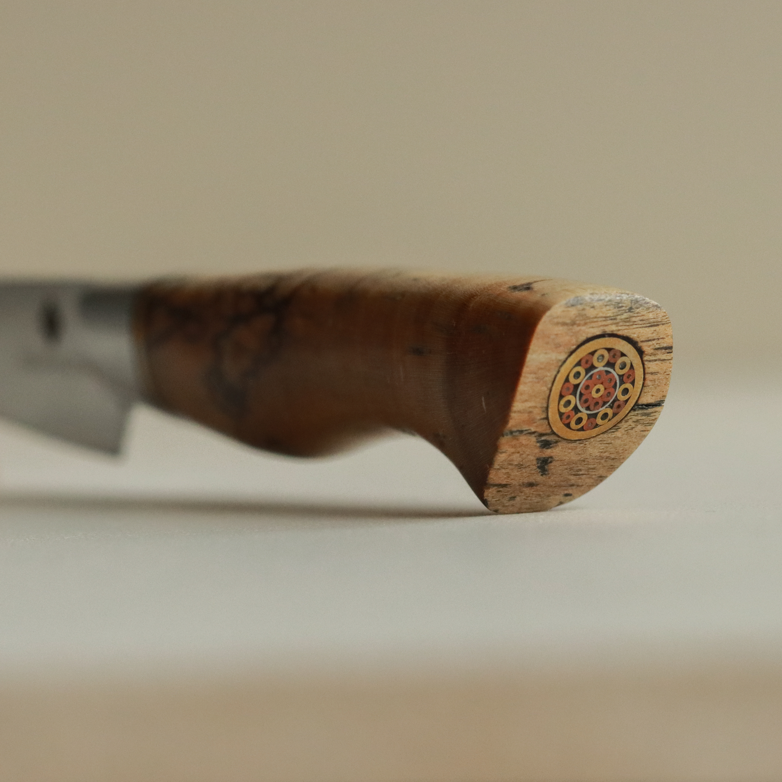SOPHIOR Schilmes - Elegance Collection close-up van pommel met decoratieve mozaïek-inleg