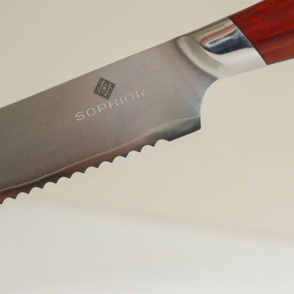 SOPHIOR Broodmes Classic Heritage close-up van lemmet met gegraveerd SOPHIOR logo