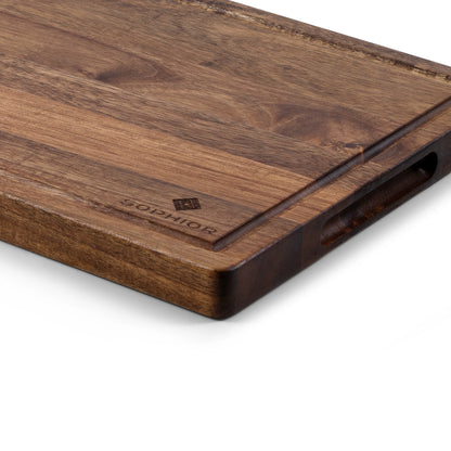 Houten Snijplank Acacia – 35×25×2,5 cm close-up van rand en handvat-uitsparing