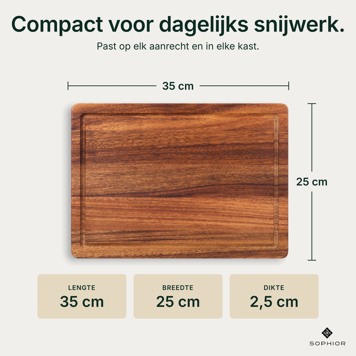 Afmetingen Houten Snijplank Walnoot: 35 cm lang, 25 cm breed en 2,5 cm dik