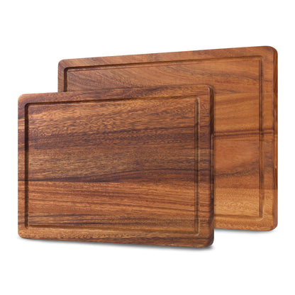 Houten snijplankenset walnoot langshout met planken van 35×25 en 42×30 cm, schuin van voren gezien