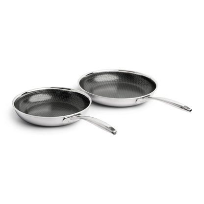 Hybride Koekenpannenset Ø24 / Ø28 cm - PFAS-vrij beide pannen naast elkaar met honingraat coating